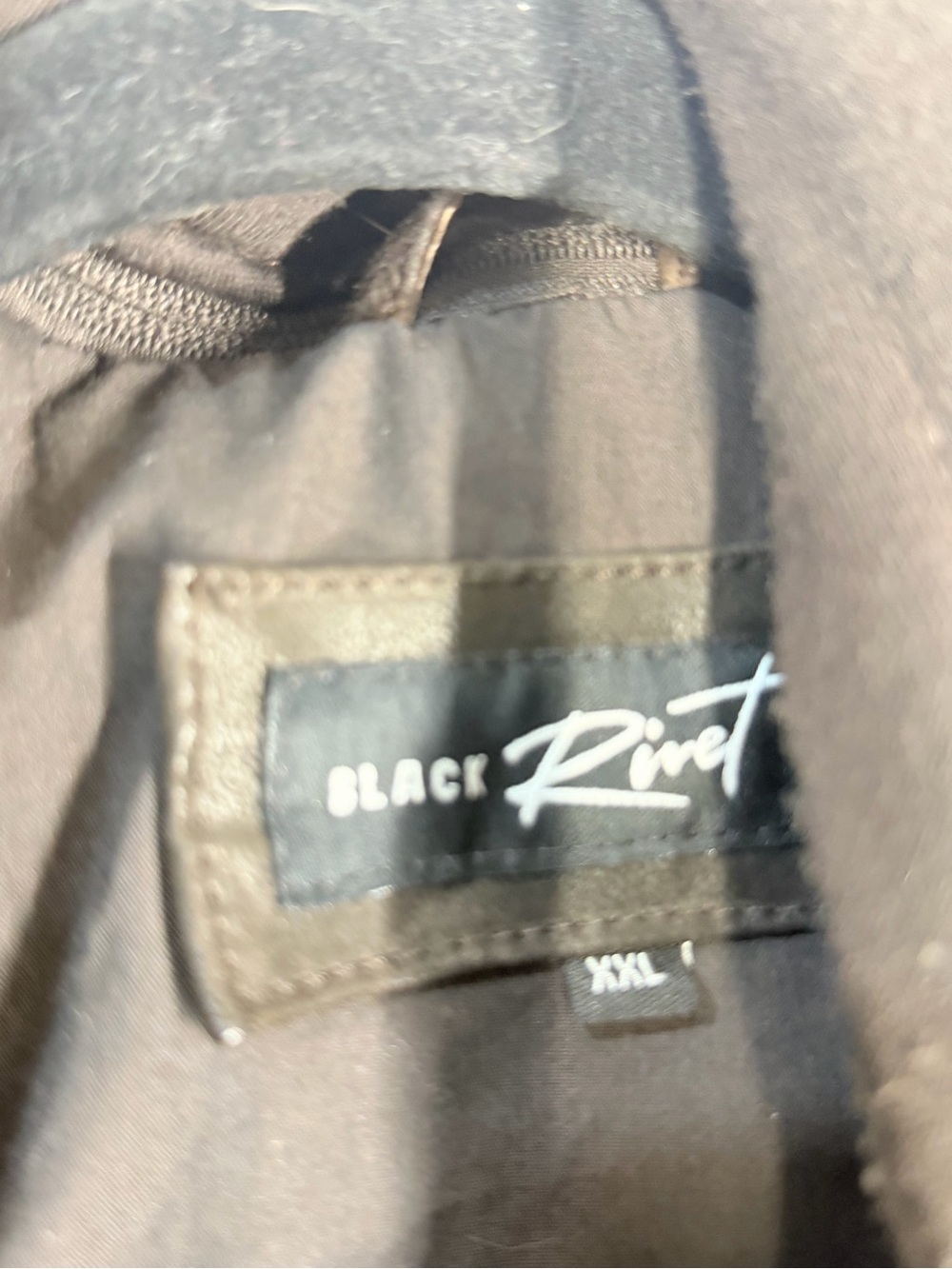 Black Rivet Brown Quilted-Shoulder Bomber Jacket with Hood - Picture 7 of 12